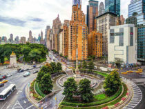 Thư giãn tại quảng trường Columbus Circle New York